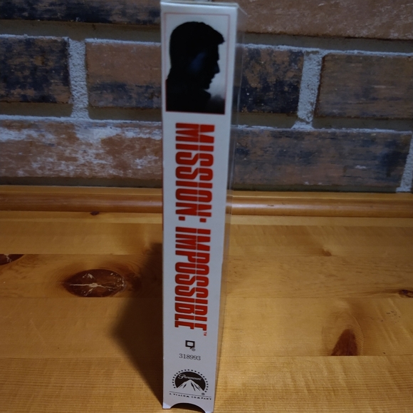 Mission: Impossible 1996 VHS video tape Action Thriller - Picture 6 of 8